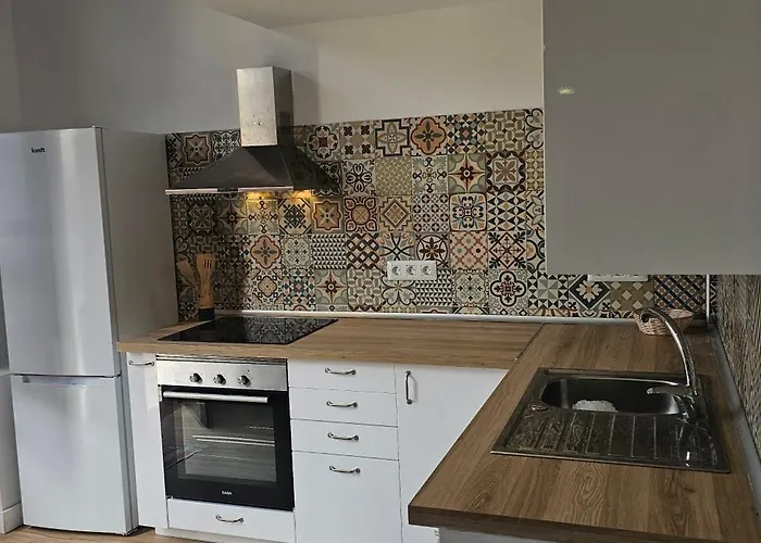 Getaway - Walk To Everything Apartman