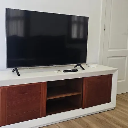 Apartamento Getaway - Walk To Everything *